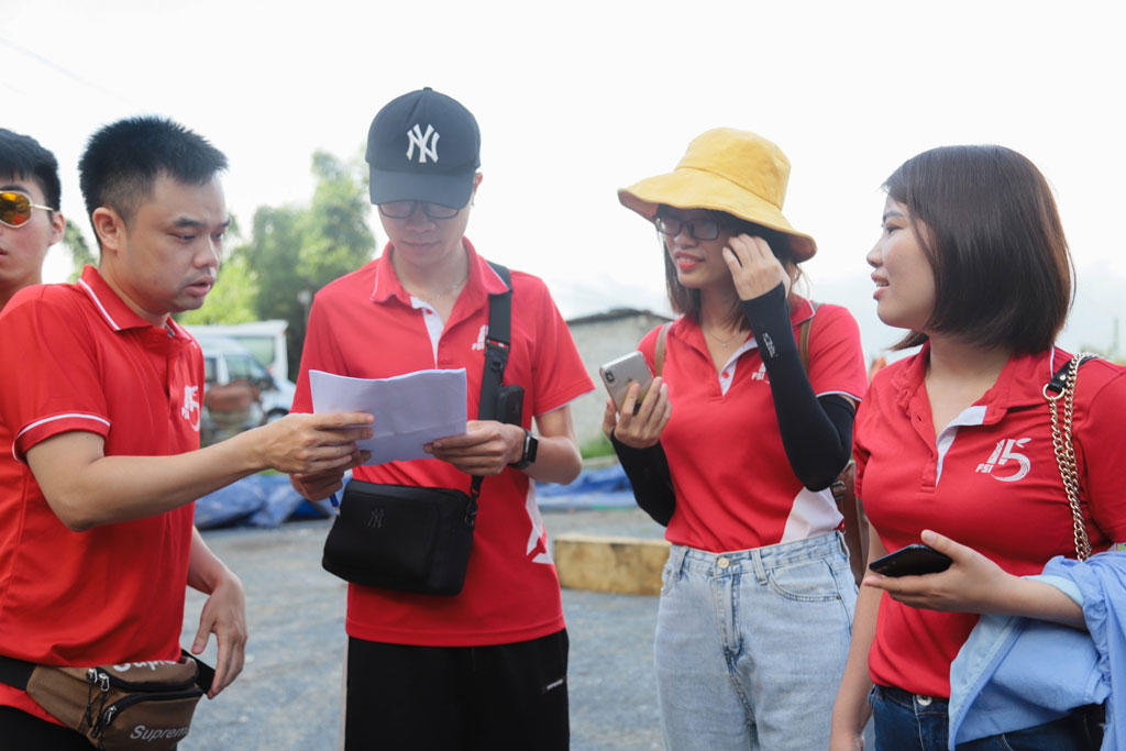 team building amazing race