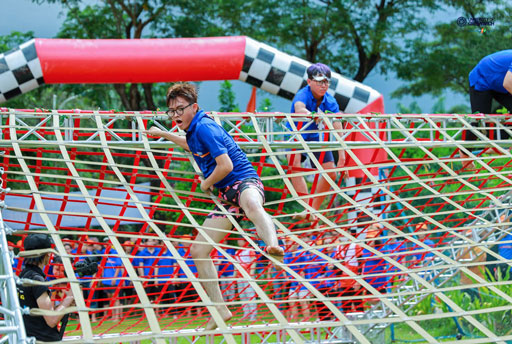 tổ chức trò chơi team building