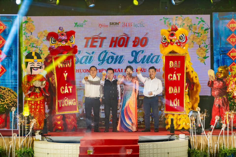 to-chuc-tiec-tat-nien-tet-xua-2025